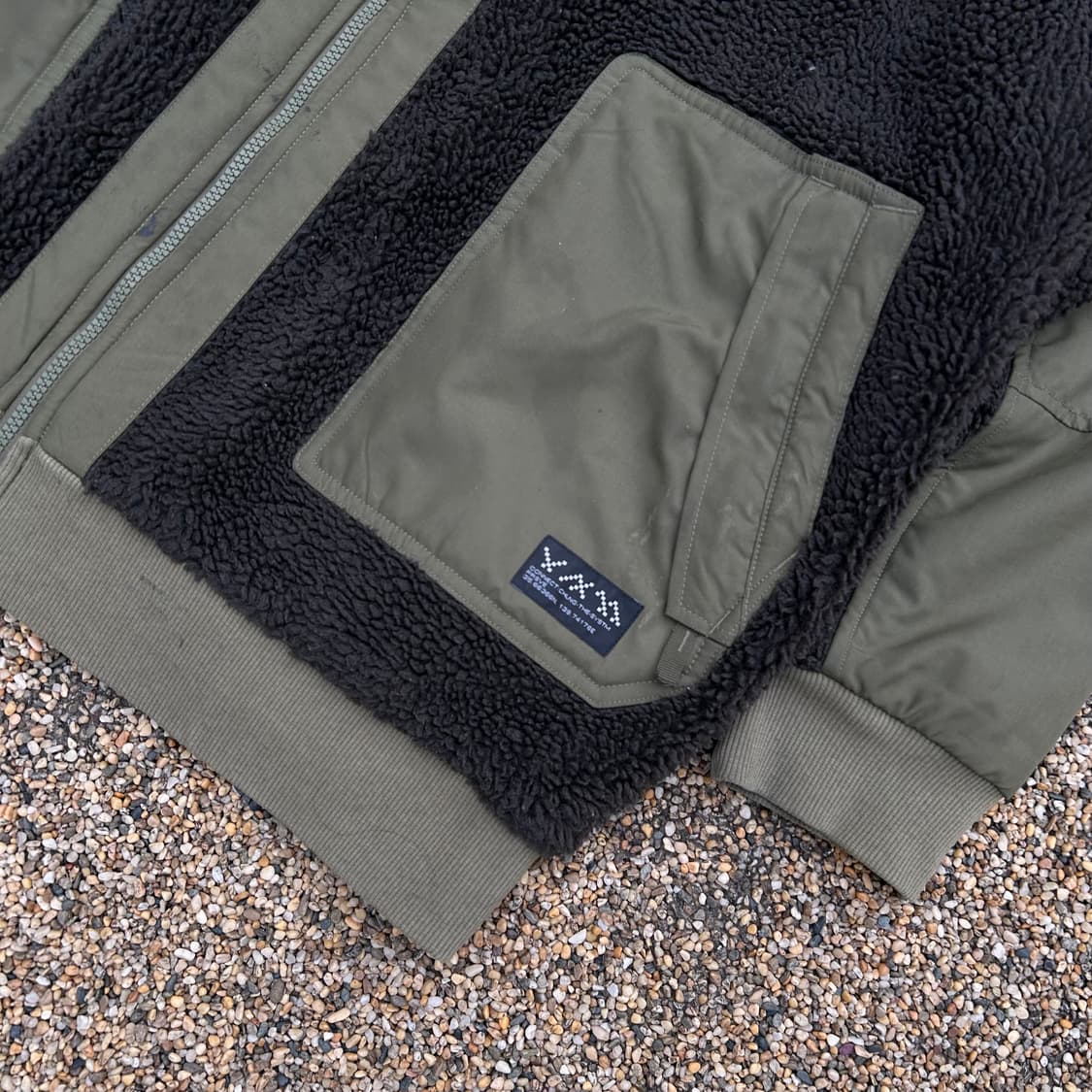 아디다스 카키 쉐르파 자켓  상품이미지3