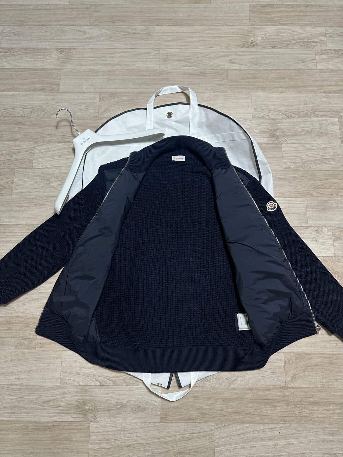 몽클레어 라이닝 니트패딩 상품이미지4