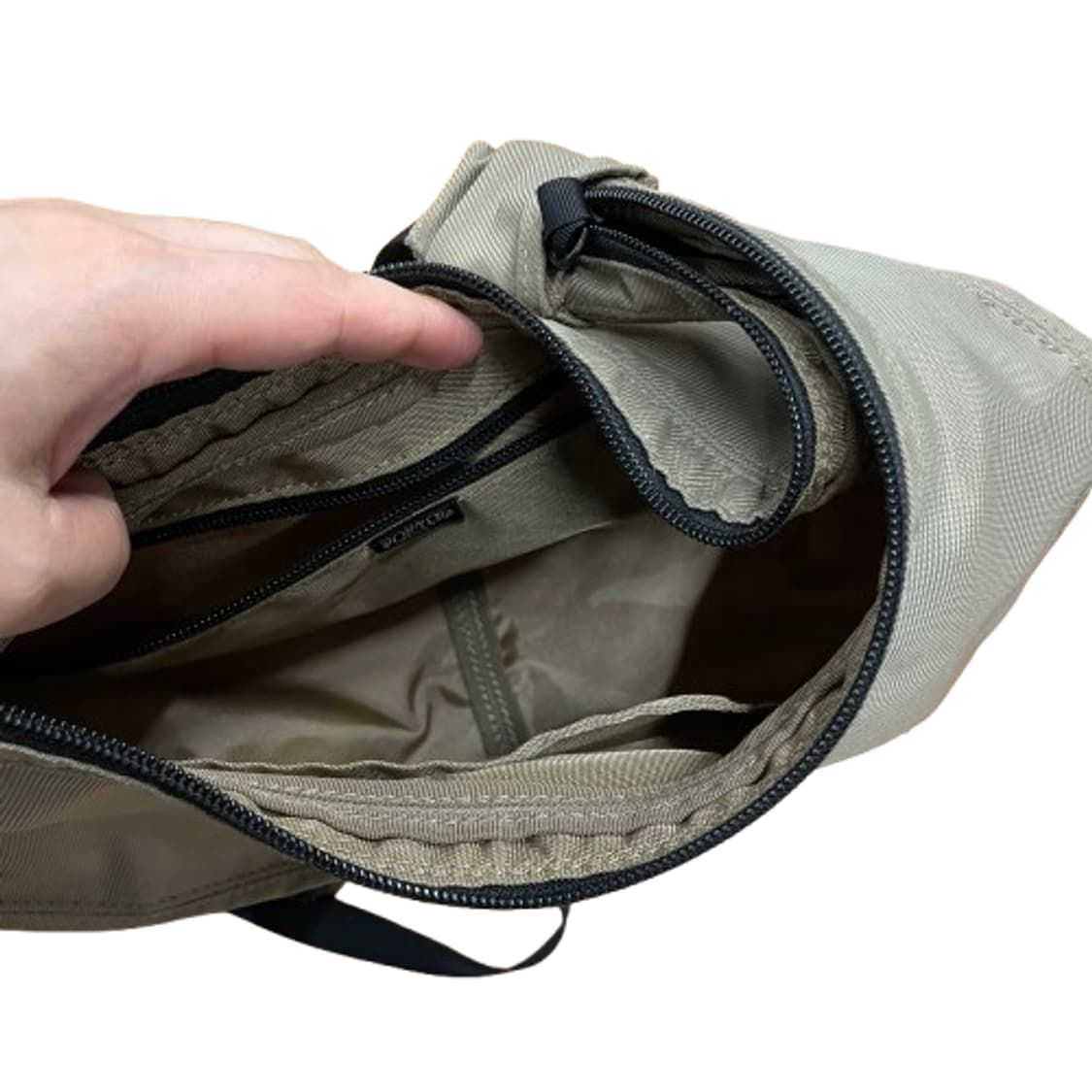 요시다 포터 반달 숄더백 상품이미지7