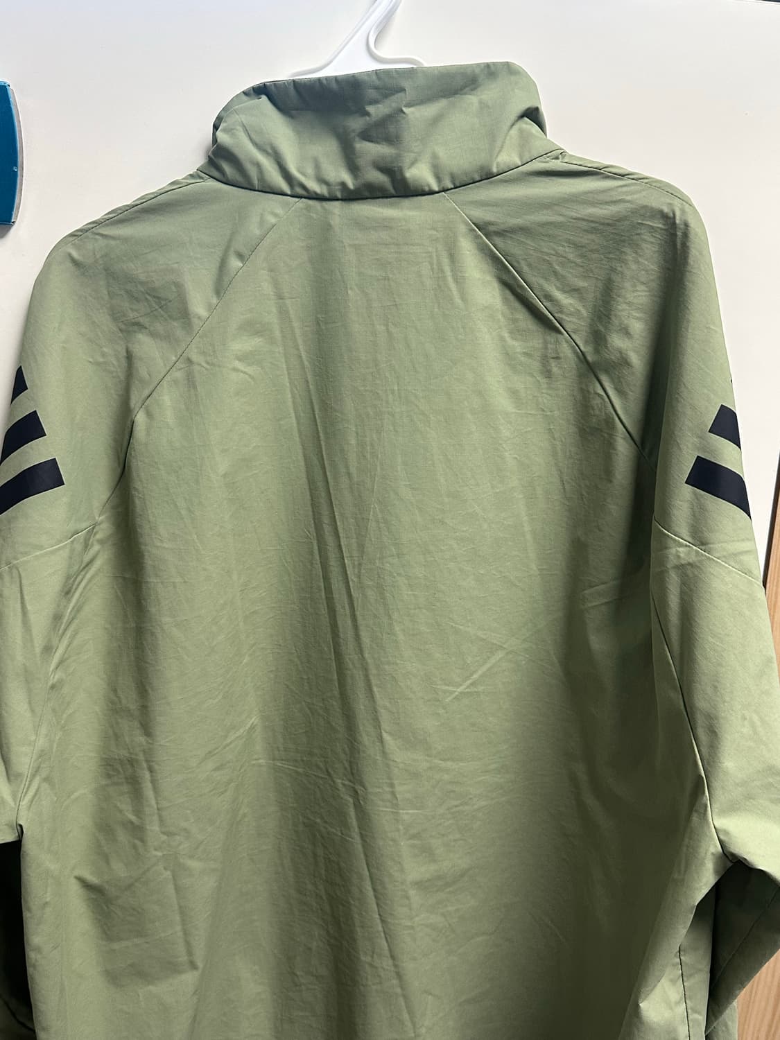 아디다스 바람막이 카키 올리브 상품이미지2