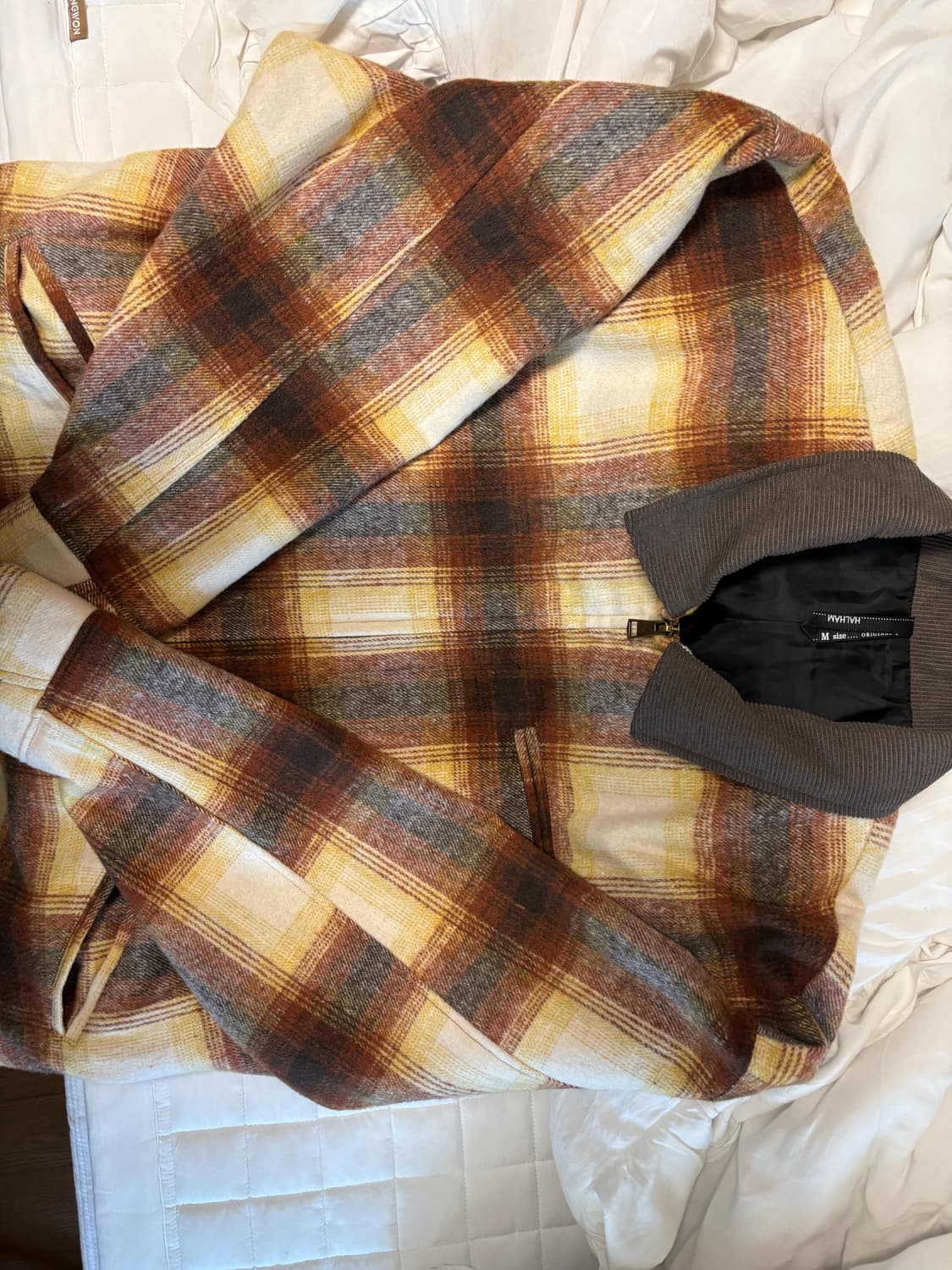 HALHAM 자켓 판매합니다. 상품이미지1