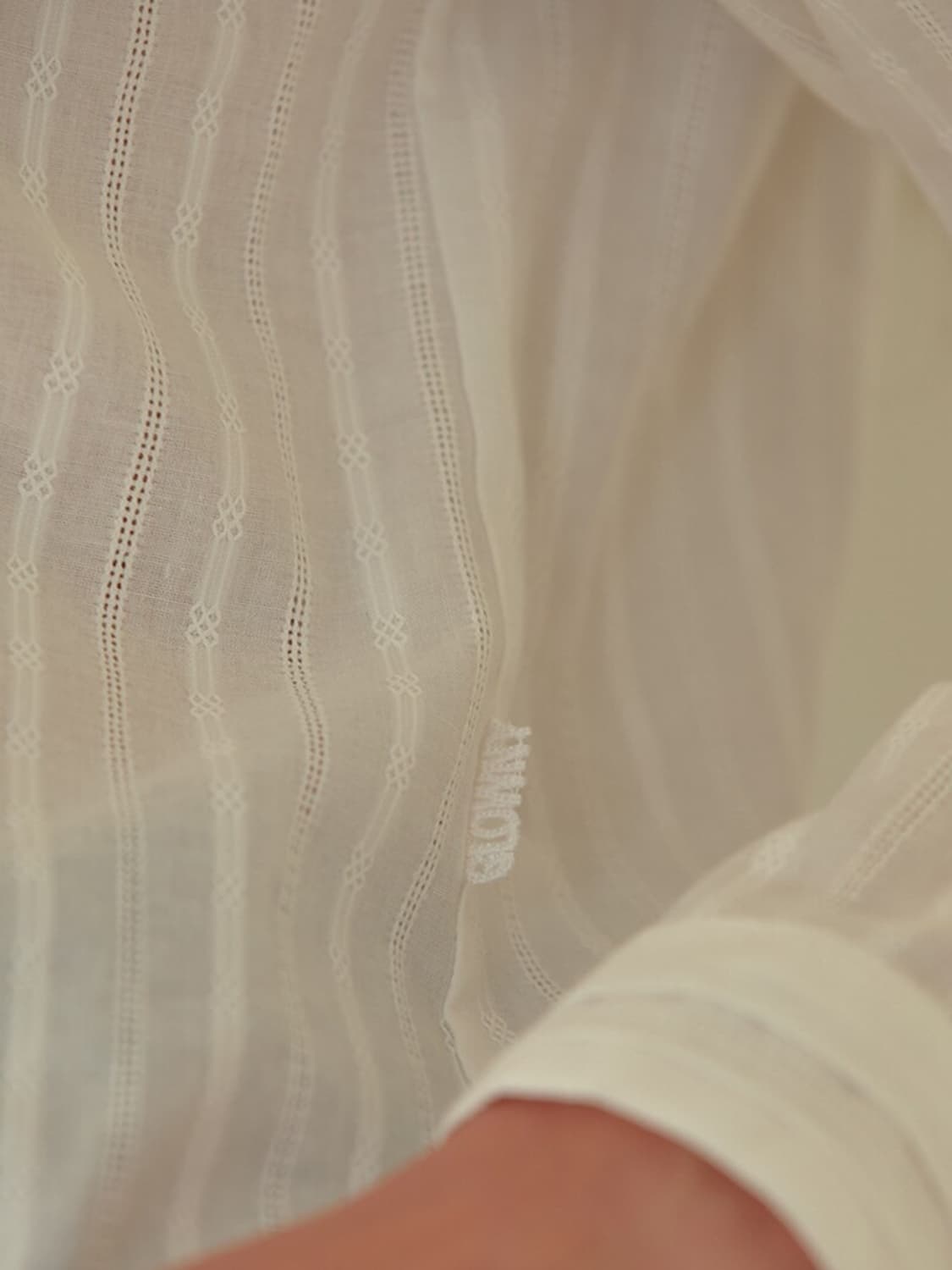 GLOWNY DARLING SHIRT 글로니 달링 셔츠 상품이미지4