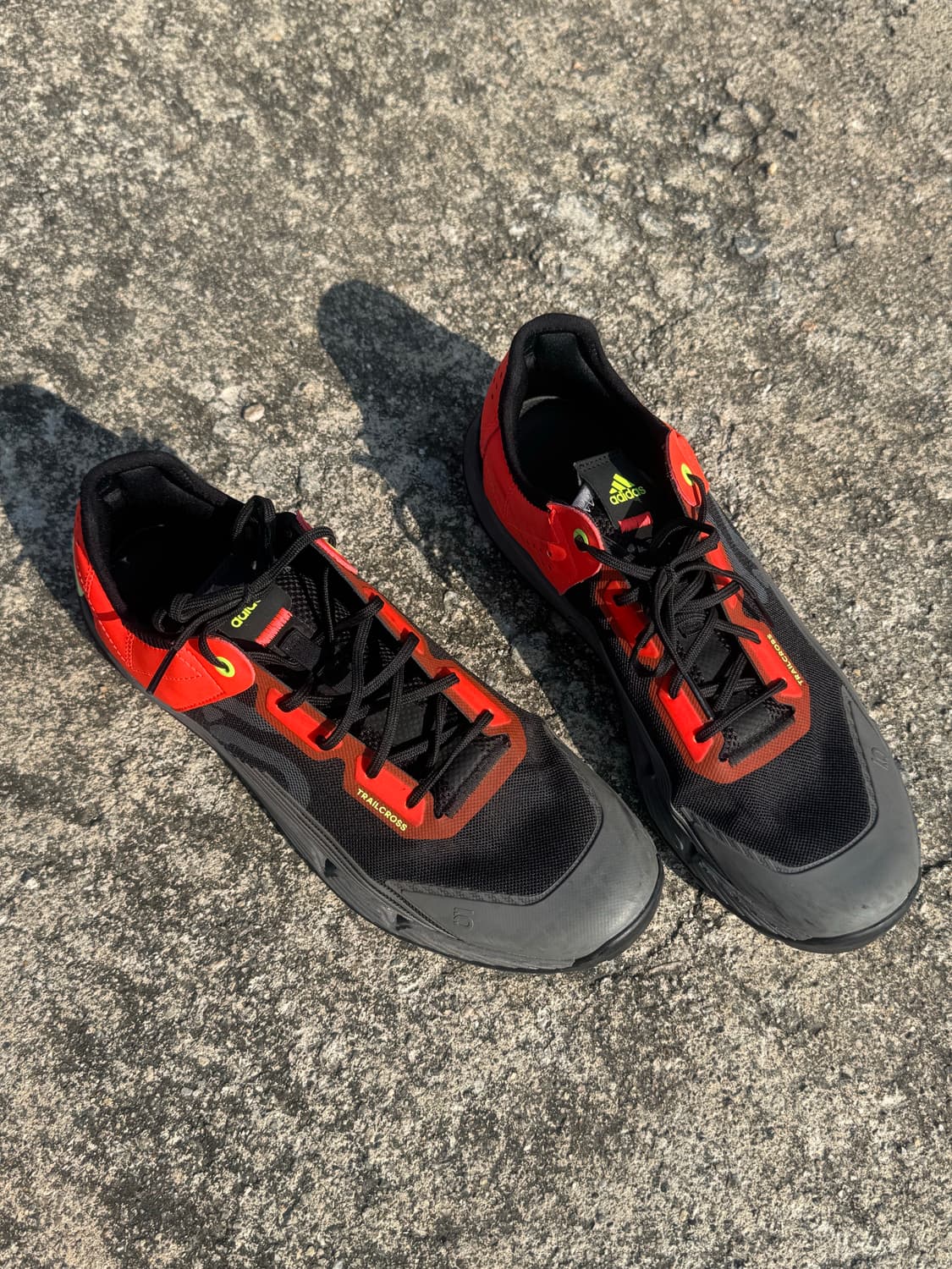 아디다스 & 파이브텐 Five Ten 트레일 크로스 평페달 슈즈 상품이미지4