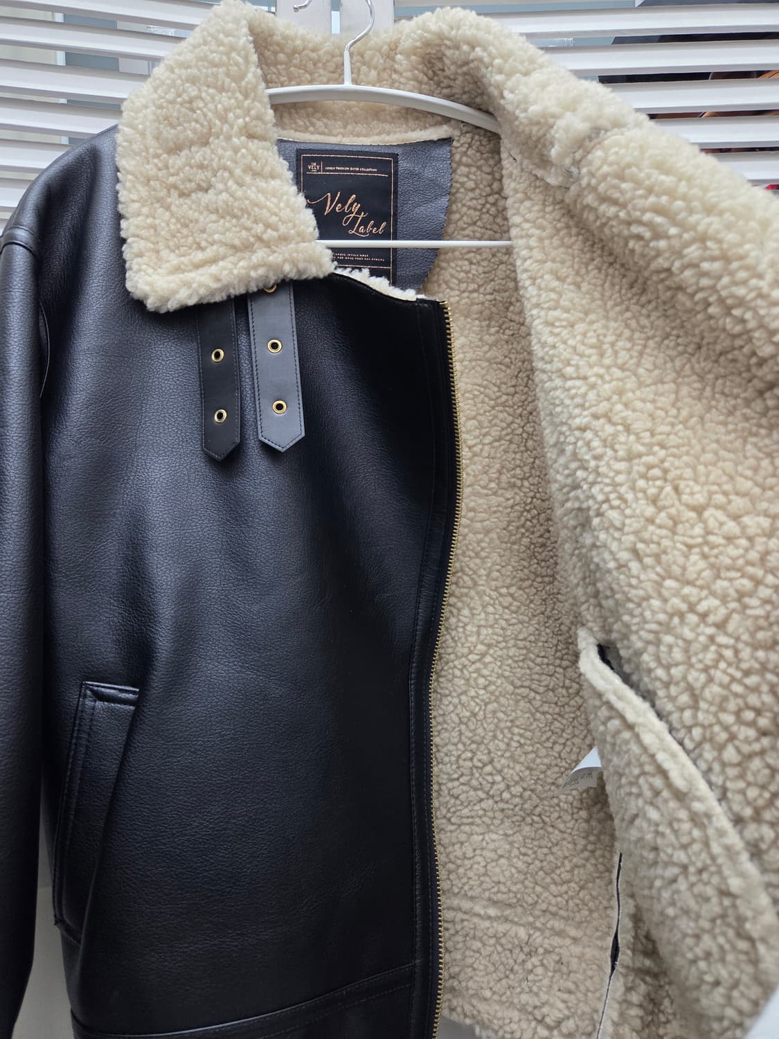 임블리 라이더 무스탕 상품이미지5