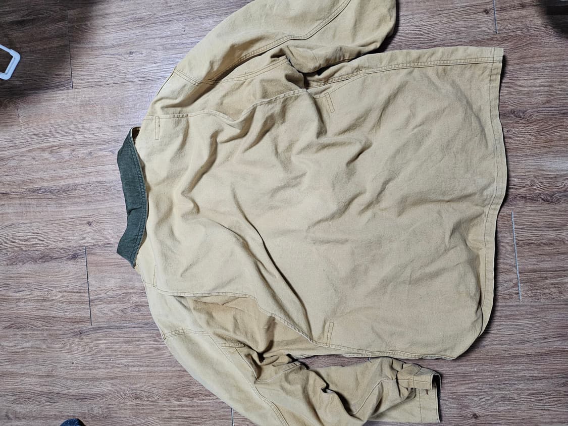 엘엘빈 헌팅자켓 판매합니다. 상품이미지2