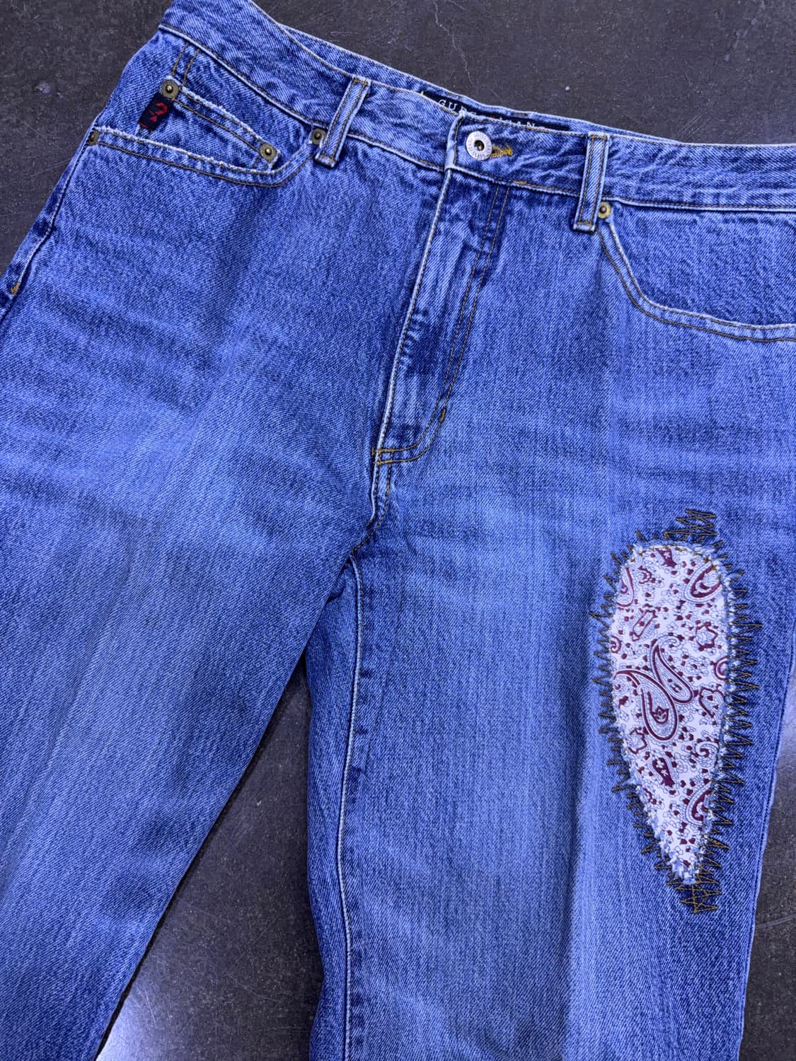 게스 00's 어반핏 페이즐리 리워크 빈티지 데님팬츠 3 상품이미지3