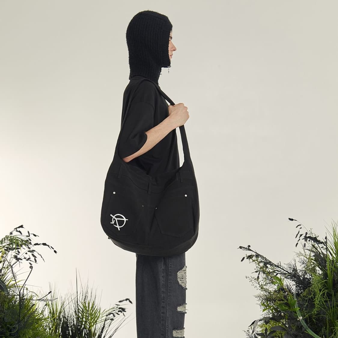 오와이 OY 팬츠 포켓 로고 크로스 백 가방 블랙 상품이미지5