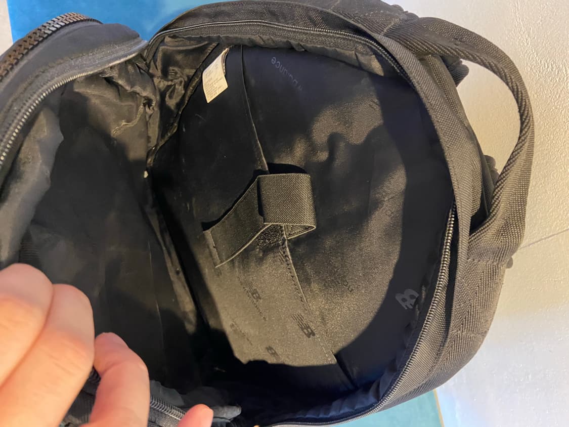 뉴발란스 검정 백팩 가방 상품이미지5