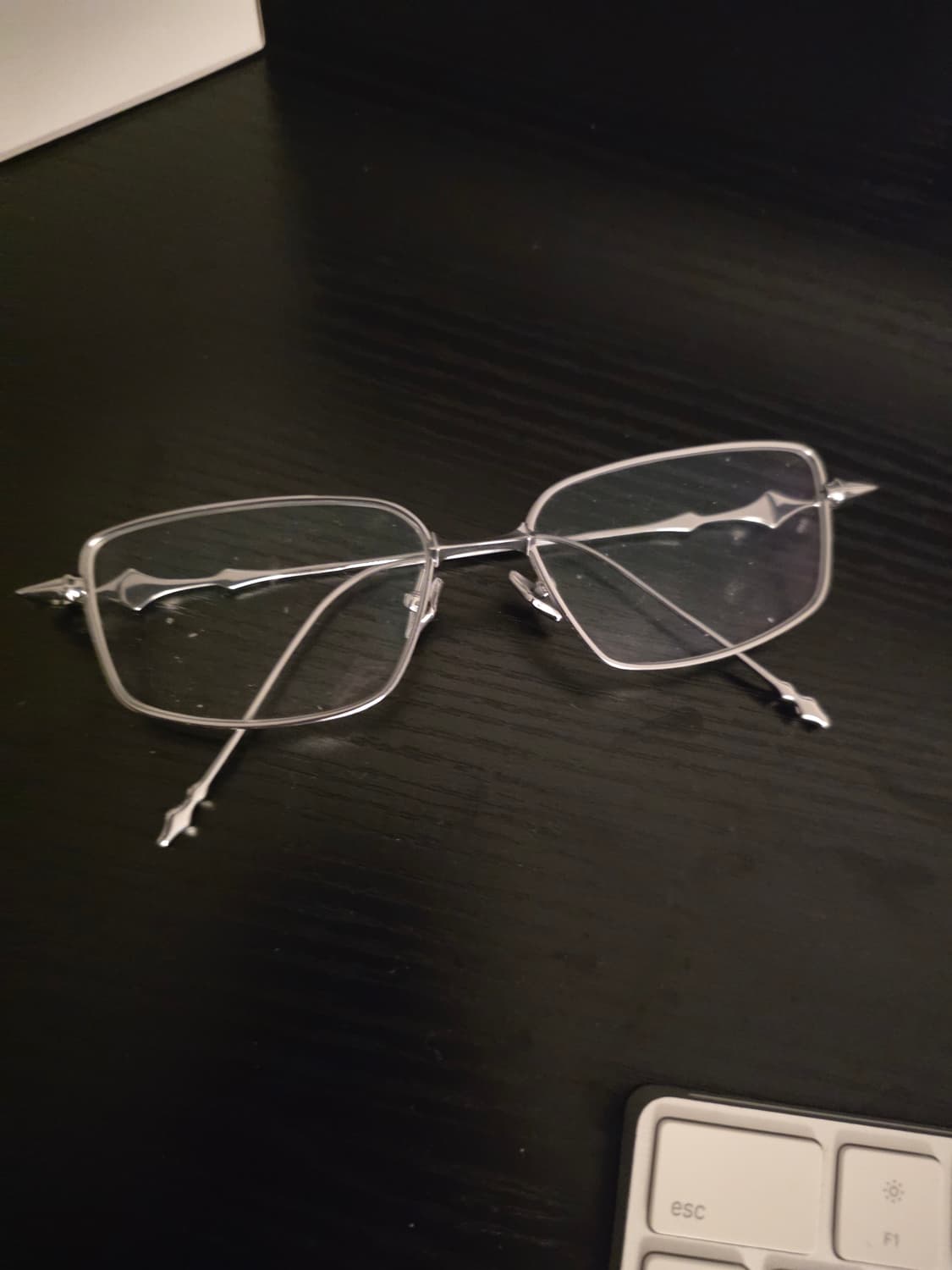 젠틀몬스터 아토믹 상품이미지3