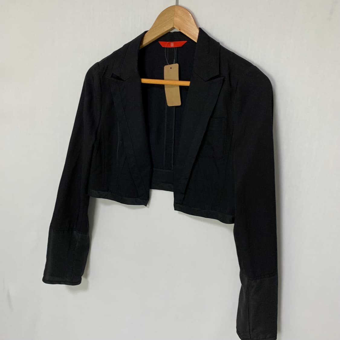 KUHO 구호 블랙 크롭 셔츠 스타일 볼레로 자켓 긱시크 상품이미지3