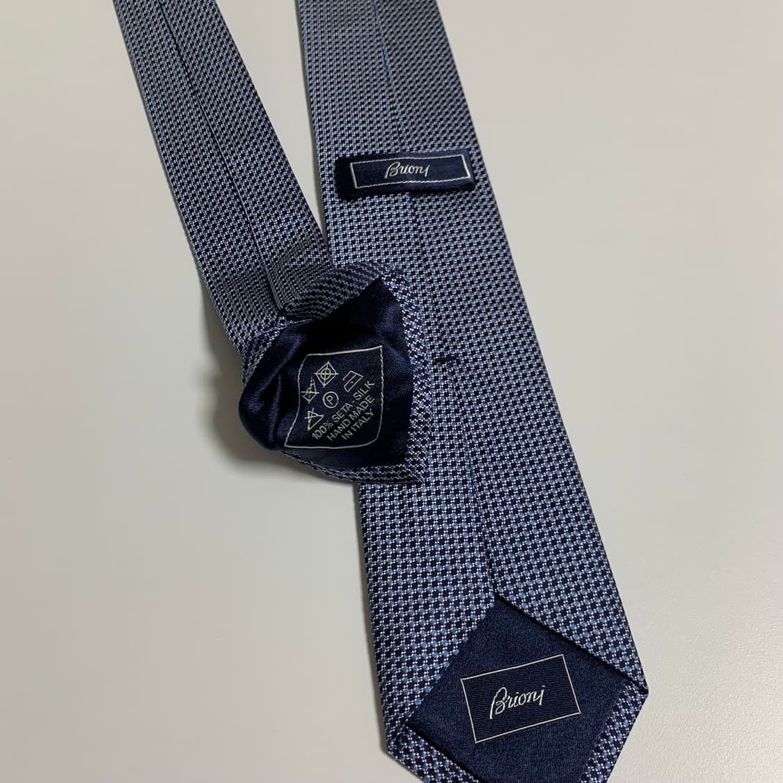 브리오니(Brioni) 명품 슬림넥타이 클래식정장 최상급 7.3cm 상품이미지7