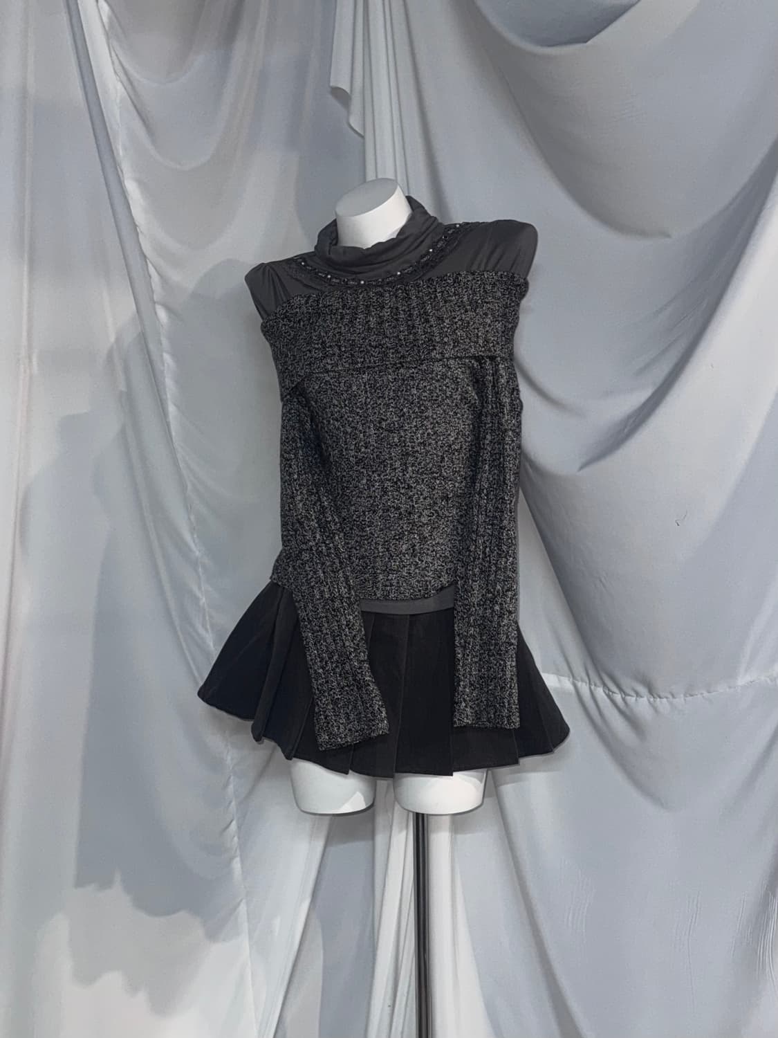 엑시즈팜 빈티지 그레이 무채색 오픈숄더 레이어드 오네갸루 코디세트 상품이미지6