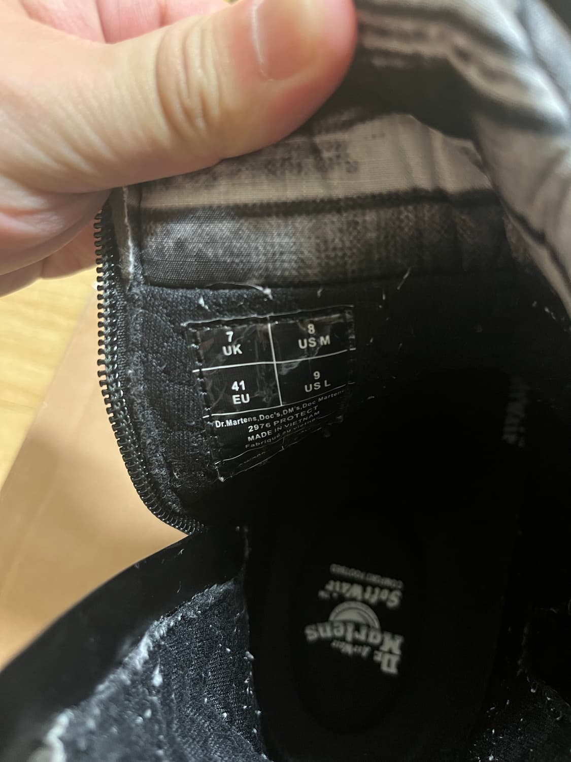 닥터마틴 2976 프로텍트 블랙 부츠 상품이미지5