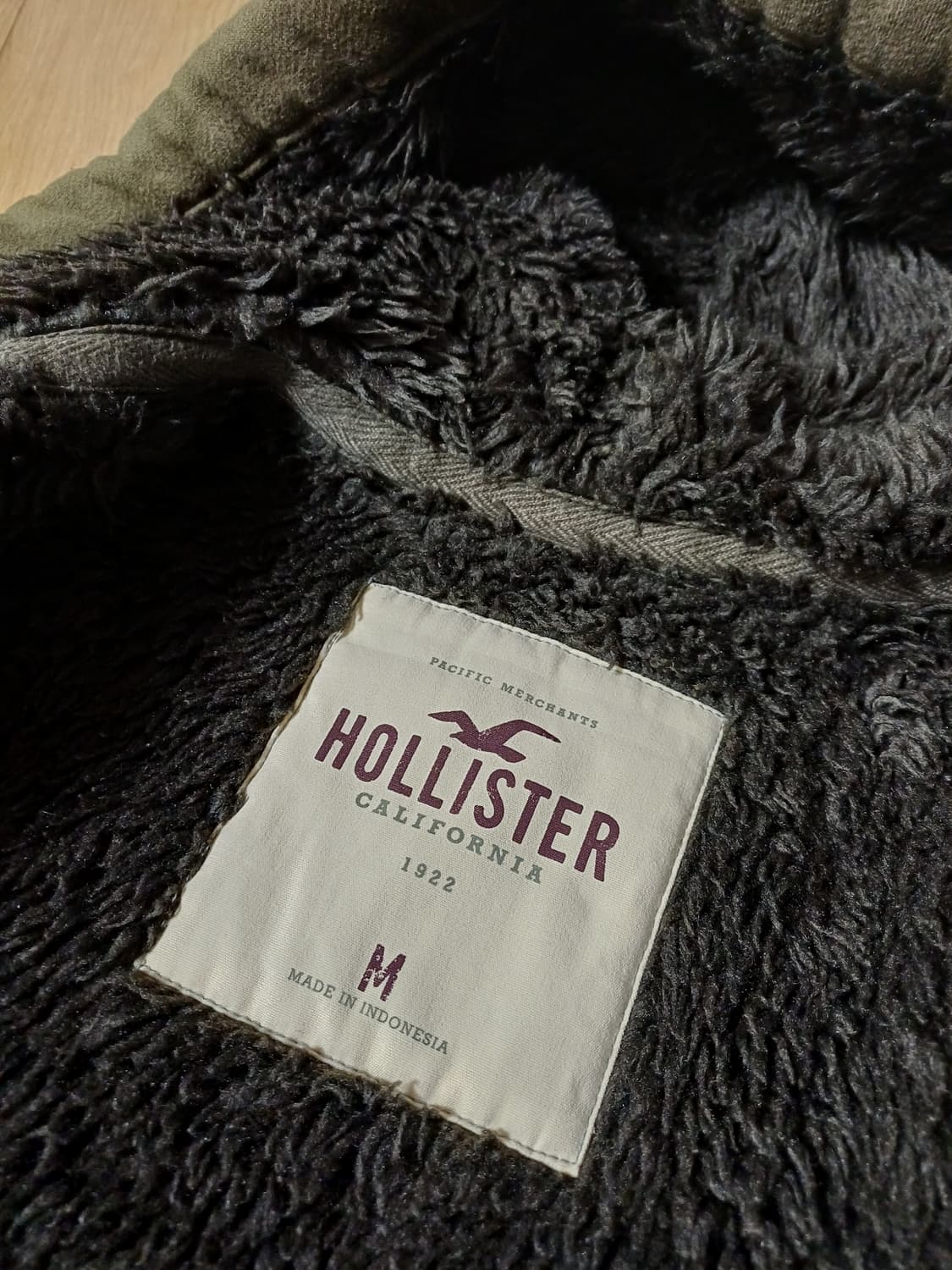 홀리스터 울프죠 올리브 그린 후드집업 상태 S급 상품이미지3