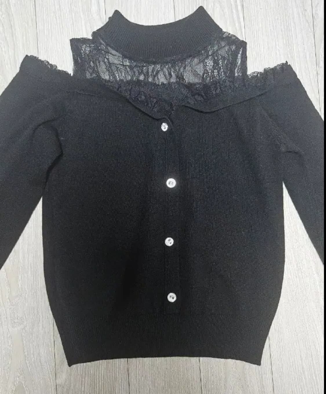 양지뢰 앙크루즈 어께트임 니트 상품이미지2