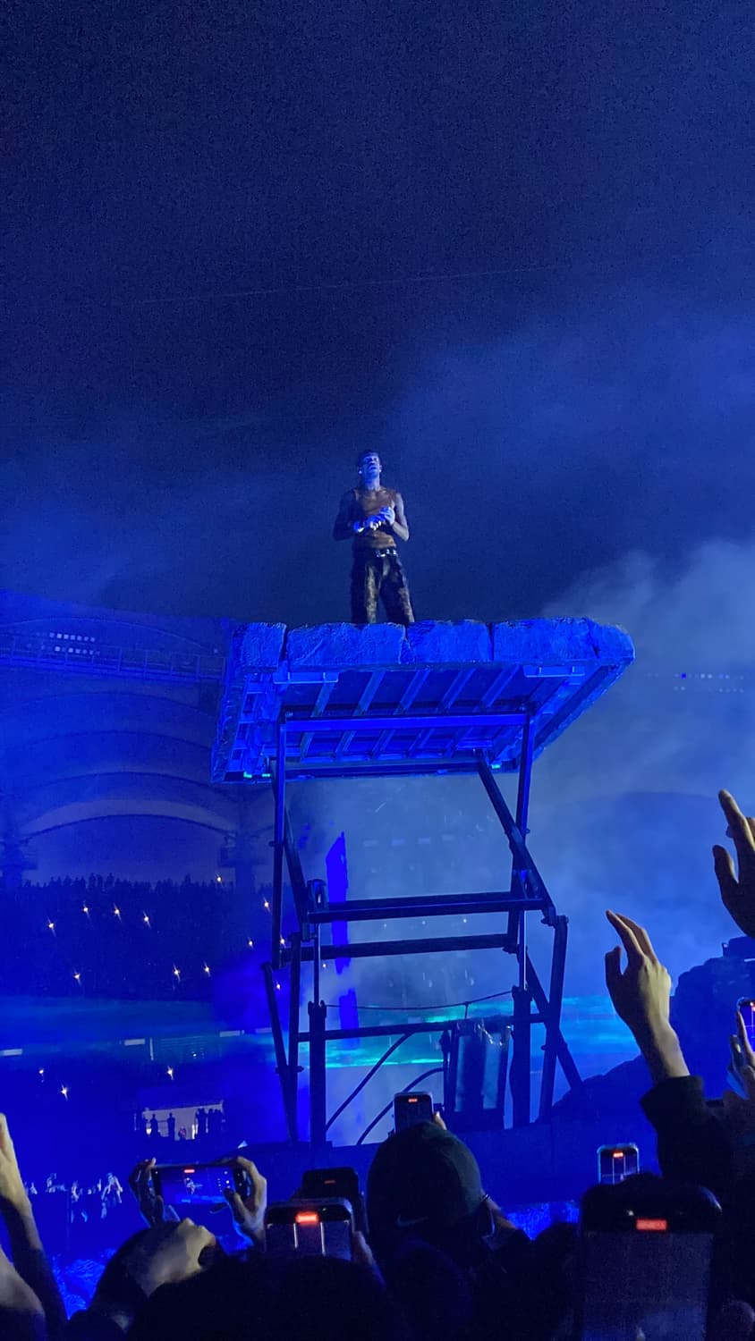 새상품) 오늘만 판매 / 트래비스 스캇 한국 한정 머천 티셔츠 L 상품이미지3