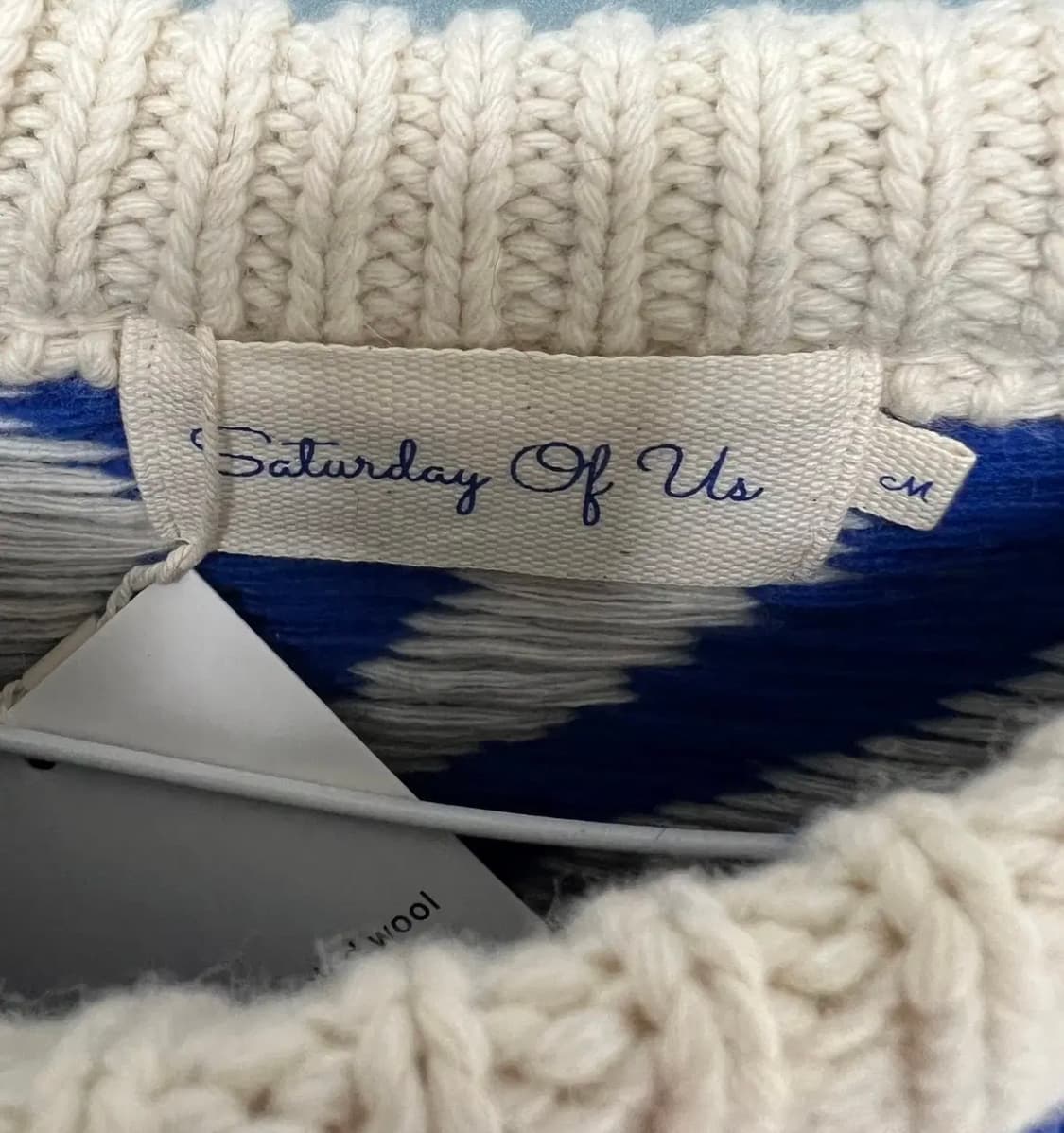 [M, 머플러 세트] STU 22FW 웨이브 라인 자카드 스웨터 블루 상품이미지4