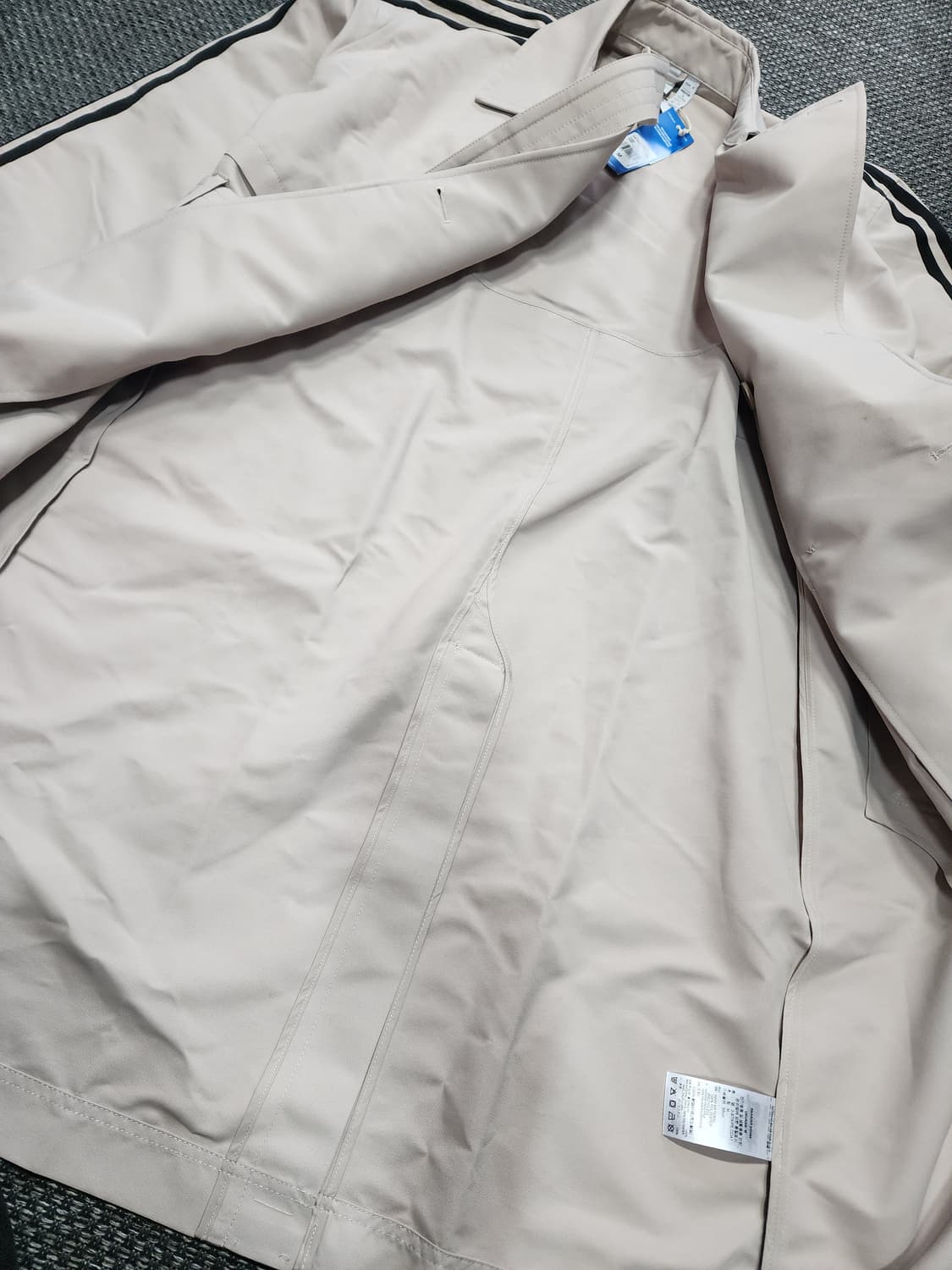 아디다스 아디컬러3 트렌치코트   새상품 M사이즈 상품이미지10