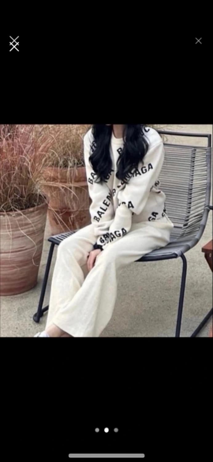 21fw 발렌시아가 여성 니트 상품이미지2