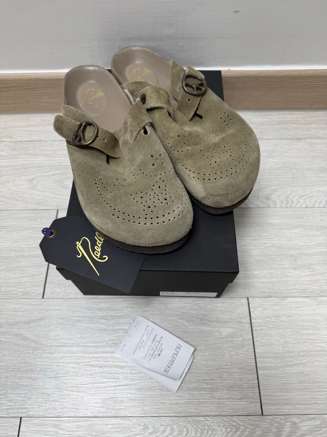 (US10,280)니들스 스웨이드 빠삐용 클로그 상품이미지1