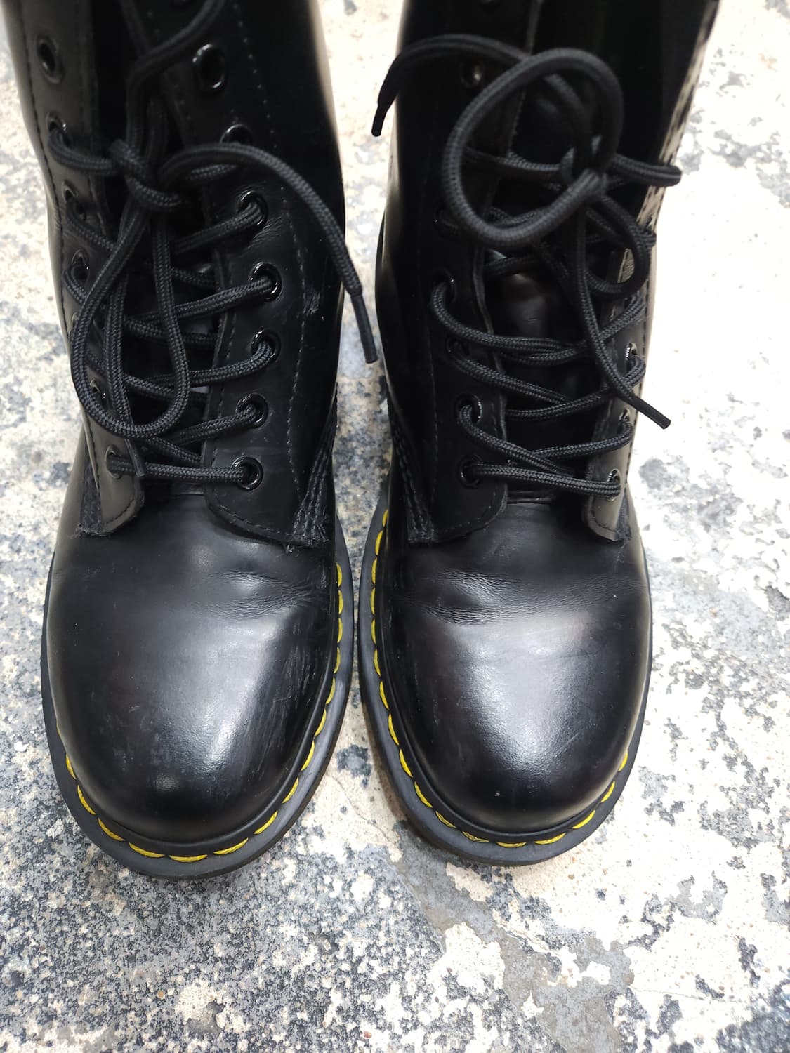 닥터마틴 1460 8홀 워커 245mm

 상품이미지4