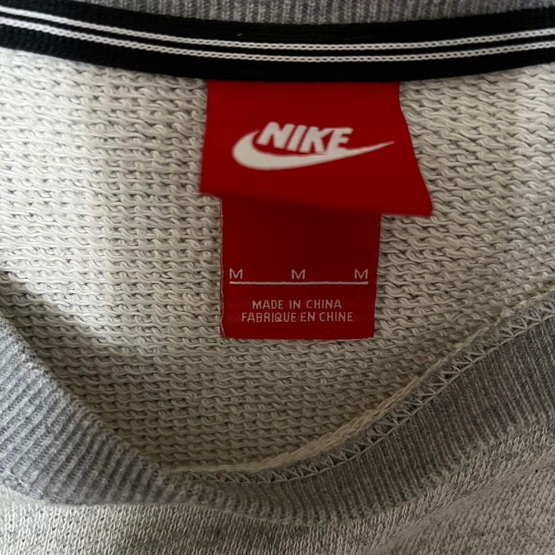 나이키 NIKE 스포츠웨어 빅 싸커로고 맨투맨 M(95) 상품이미지4