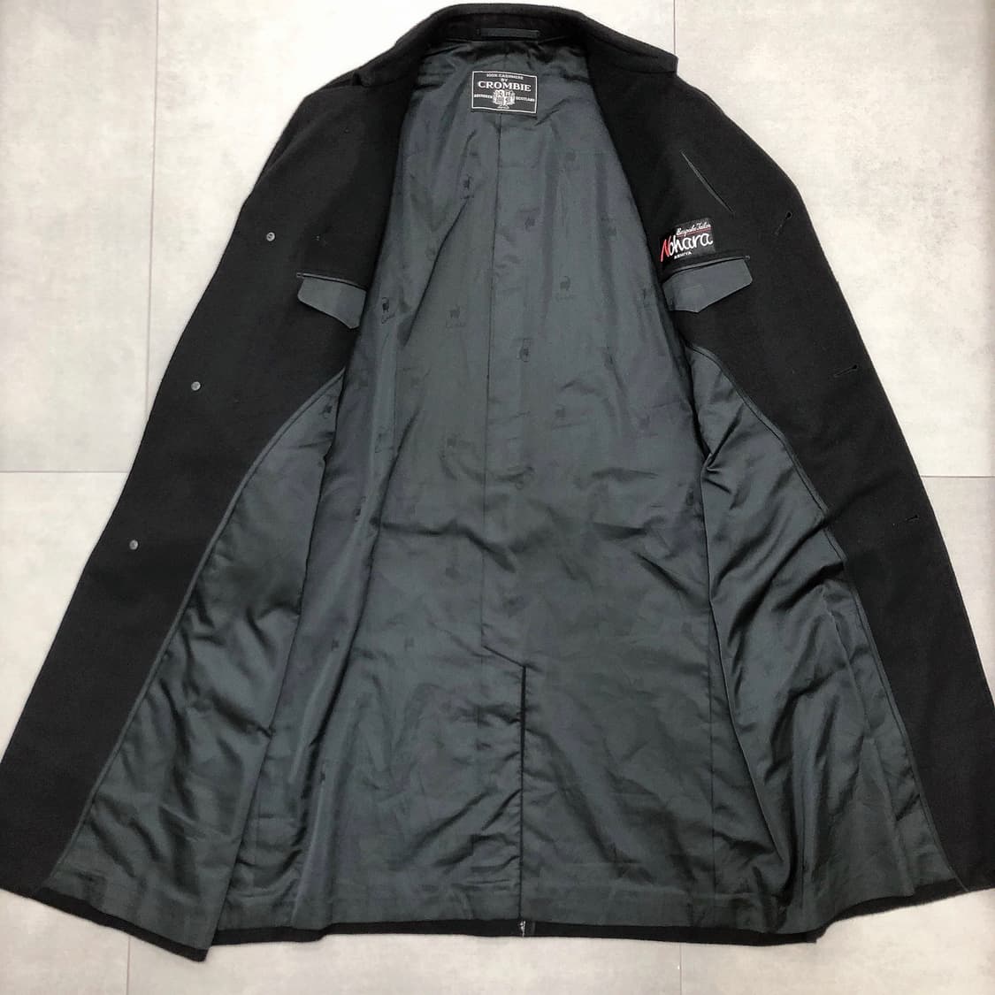 크롬비 crombie 캐시미어100 비스포크 테일러 코트 블랙 상품이미지3