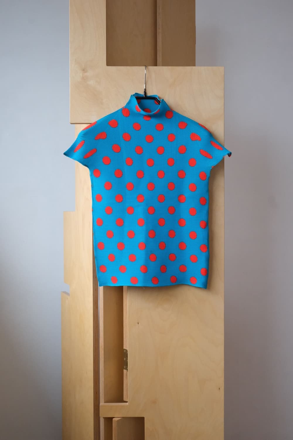 ISSEY MIYAKE PLEATS Dot Top 상품이미지1