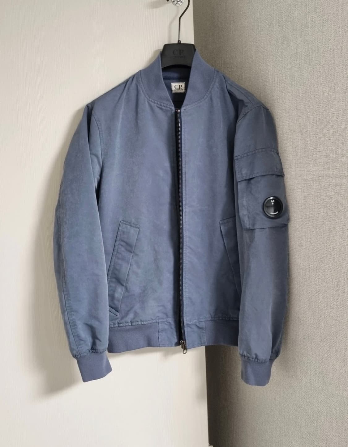 cp컴퍼니 항공점퍼 상품이미지1