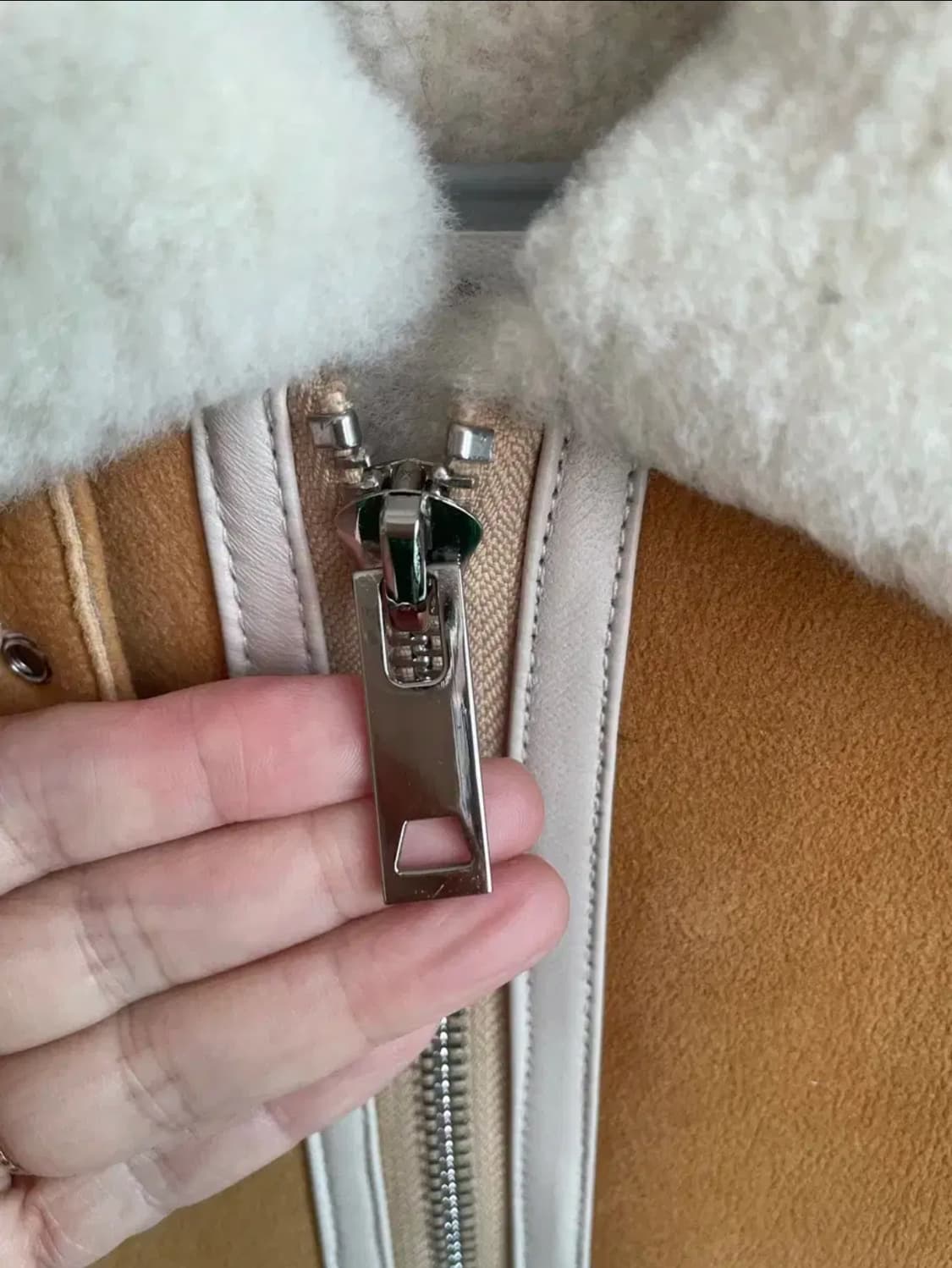 리얼 양털 스웨이드 조끼 상품이미지3