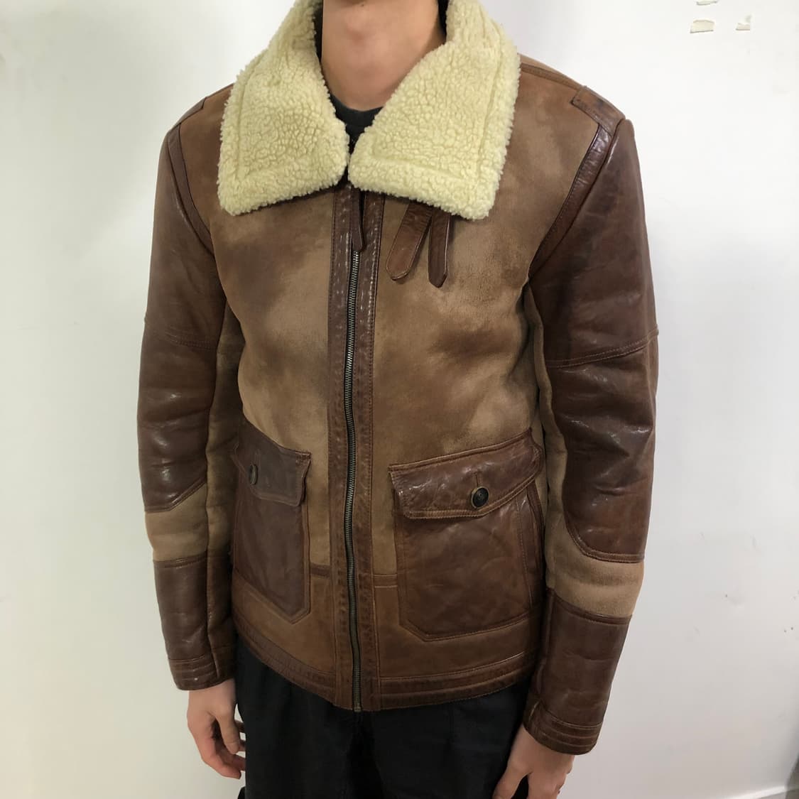 시리즈 B-3 레더 무스탕 자켓 상품이미지4