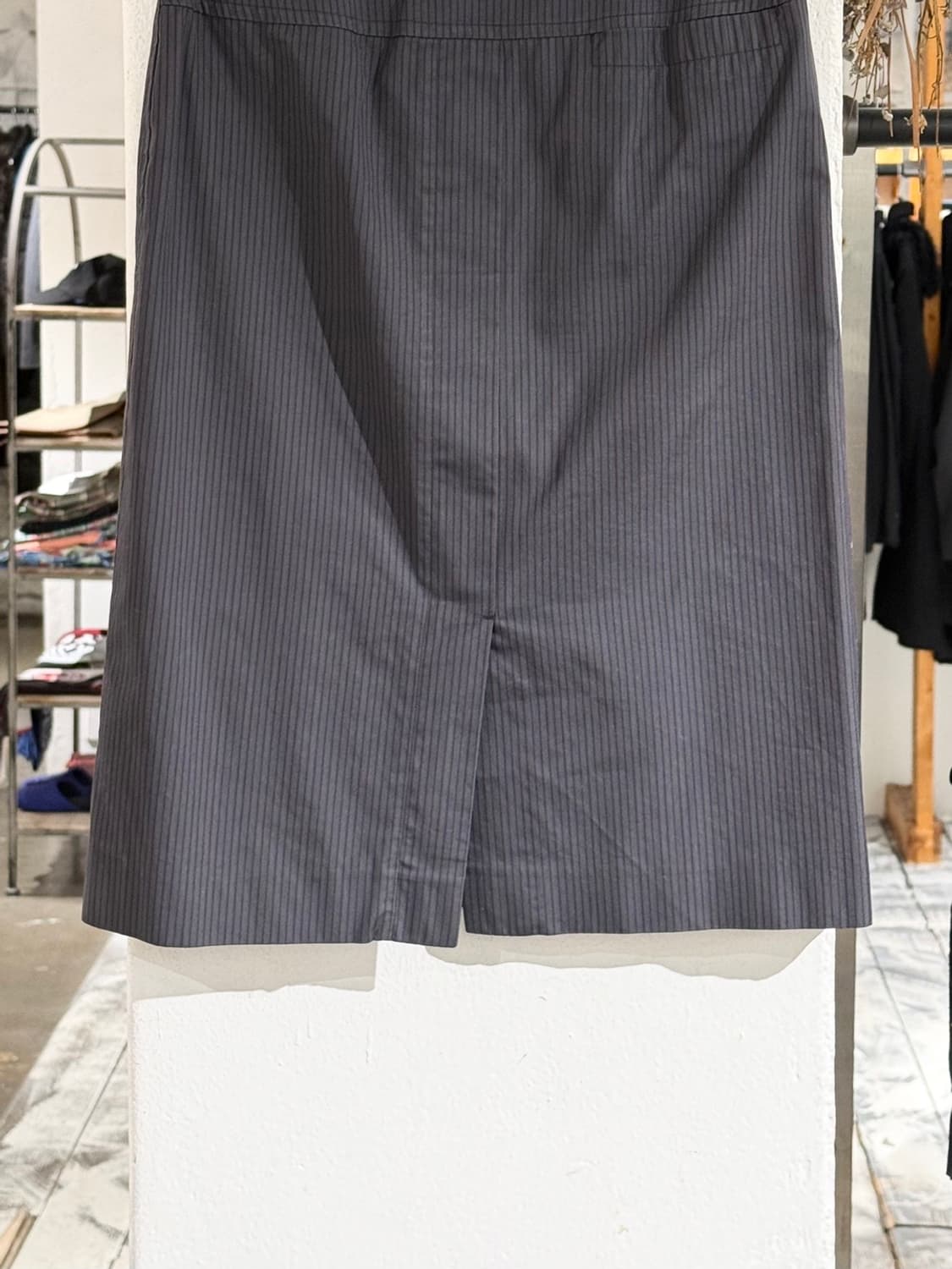 질샌더 차콜 스트라이프 H라인 미디 스커트 상품이미지6