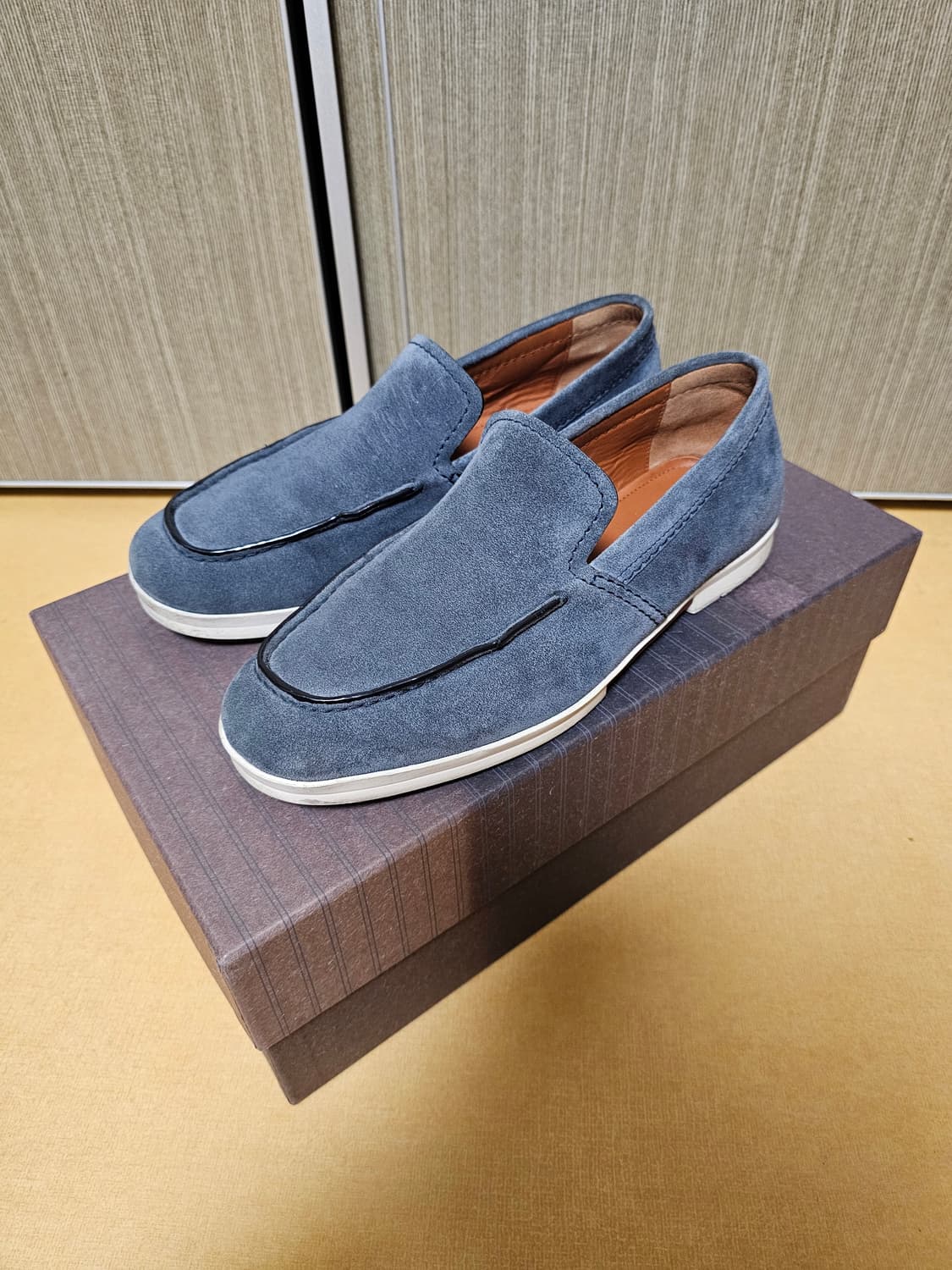 제냐 로퍼 스웨이드 245 상품이미지1