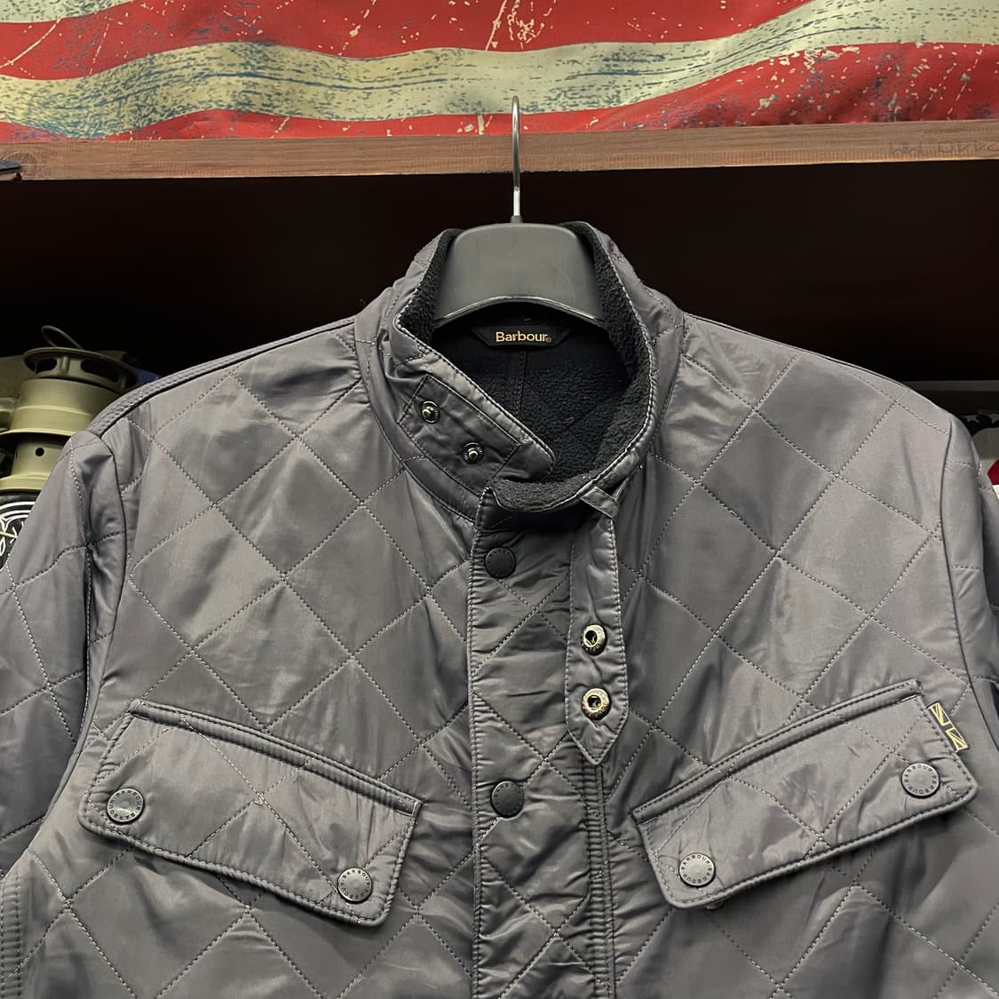 바버 넥 버클 인터네셔널 모터사이클 퀼팅 자켓 뷰포트 상품이미지3