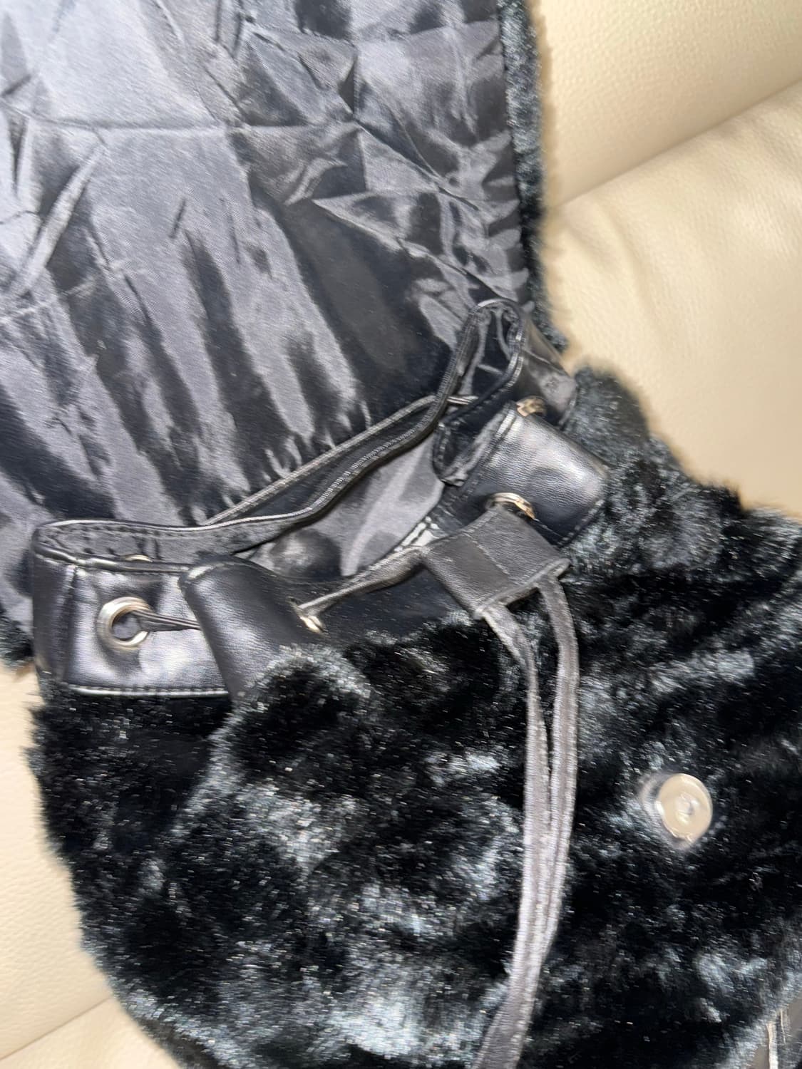 Ziddy lettering fur backpack 상품이미지3