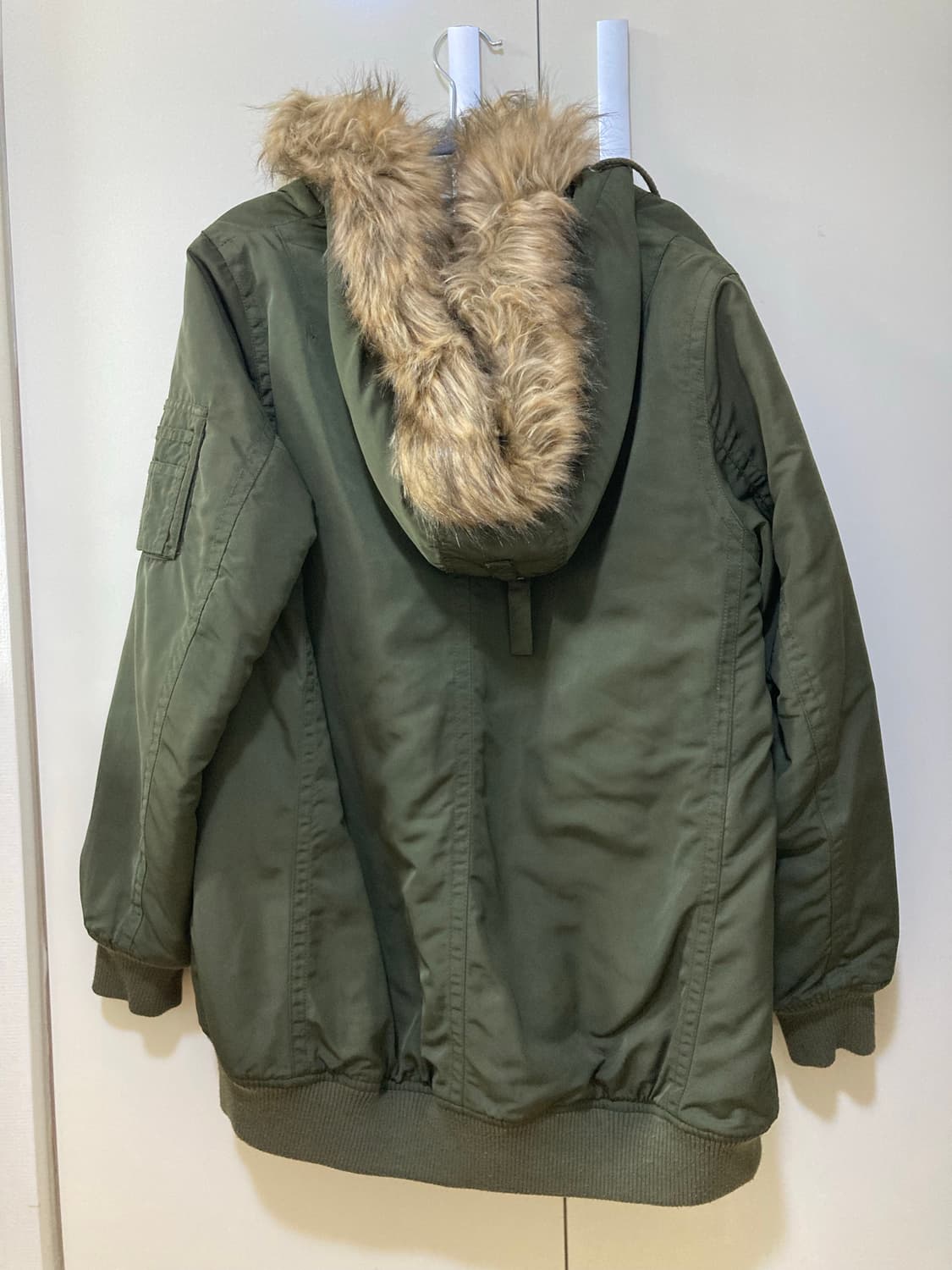 빔즈 하트 퍼 야상 상품이미지3