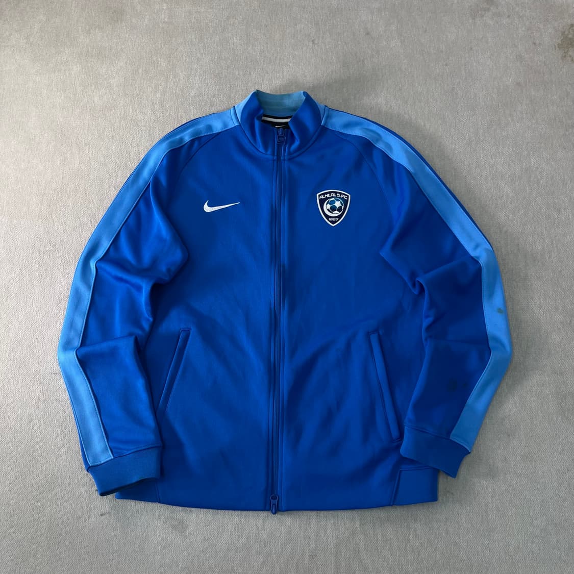 100 나이키 16-17 알힐랄 트랙탑 져지 상품이미지1