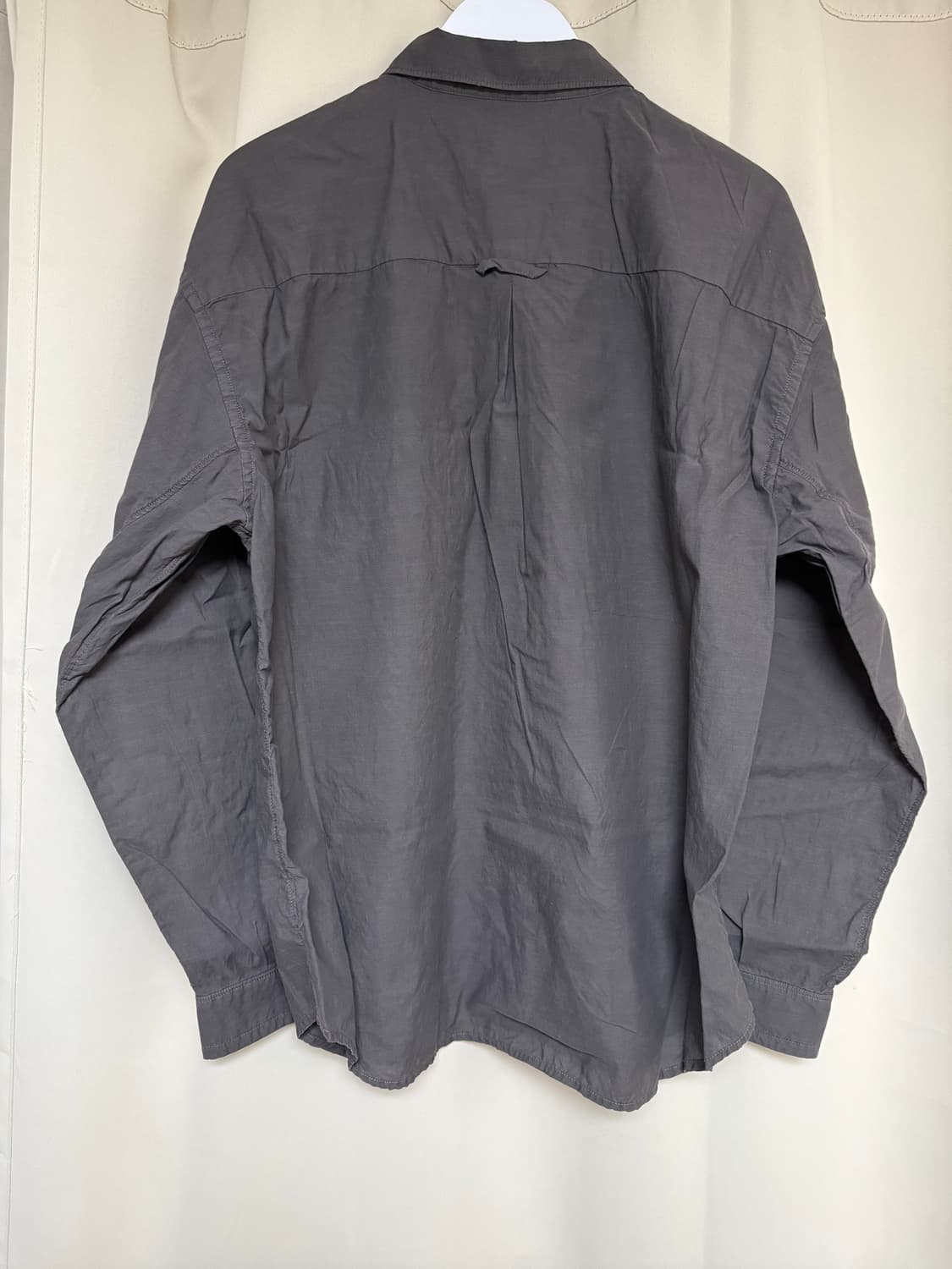 폴리테루 텐코 루즈드 셔츠 2.0 차콜 2 팝니다 상품이미지2