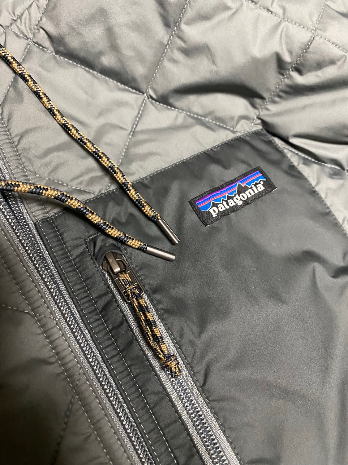 파타고니아 다이아몬드 퀼티드 봄버 후드 경량패딩 XL 상품이미지2