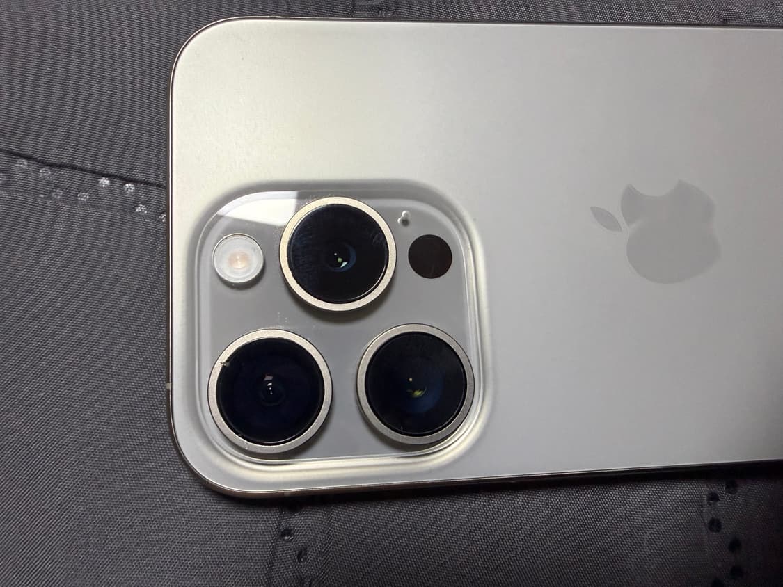 아이폰 15 Pro 128GB 상품이미지7