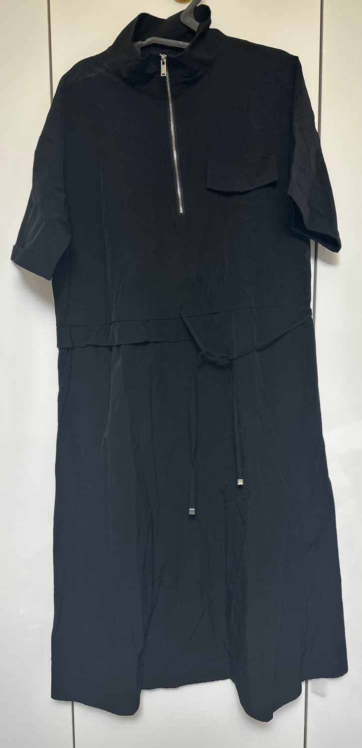 블랙 하프넥 지퍼 반팔 바스락원피스  상품이미지2