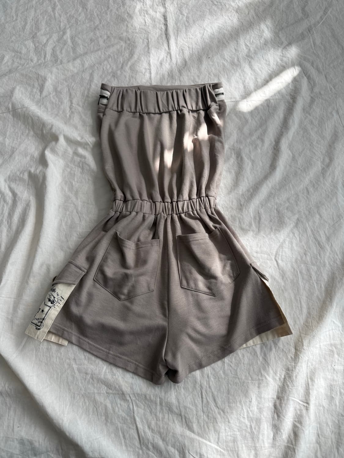 세실맥비 y2k 00’s 베이지 튜브탑 점프수트(새상품) 상품이미지5