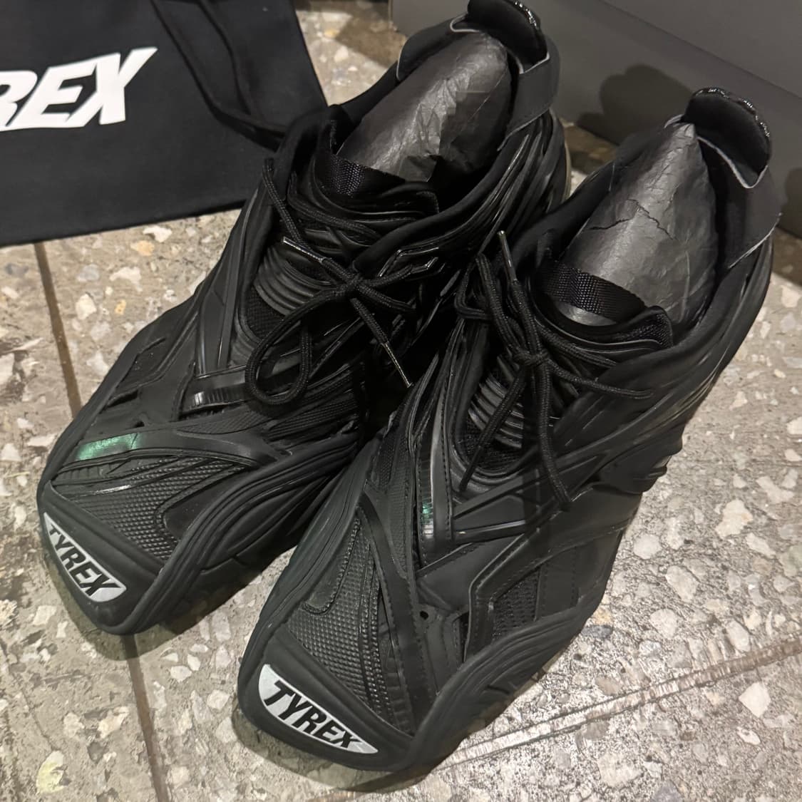 발렌시아가 타이렉스 43 상품이미지2