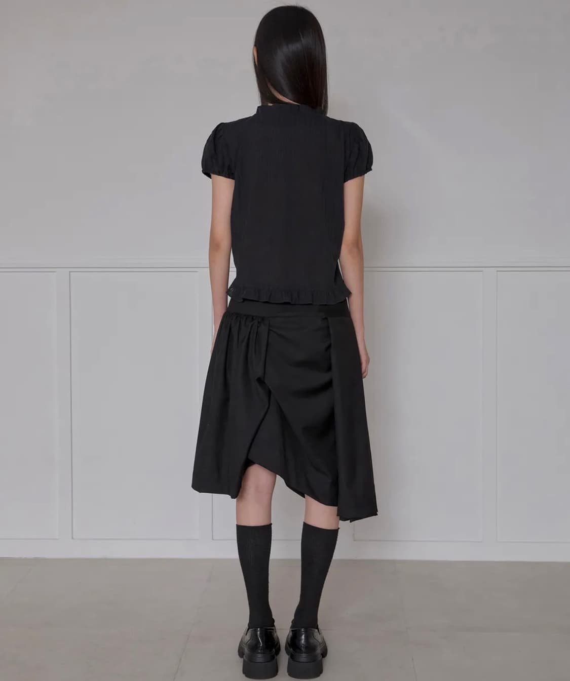 플레어업 Asymmetrical Draped Midi Skirt 블랙 상품이미지7
