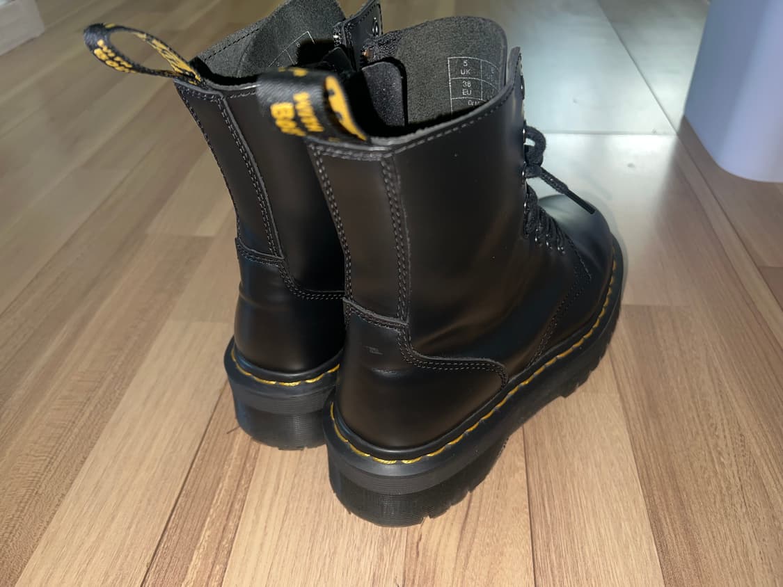 닥터마틴 제이든 240 상품이미지3