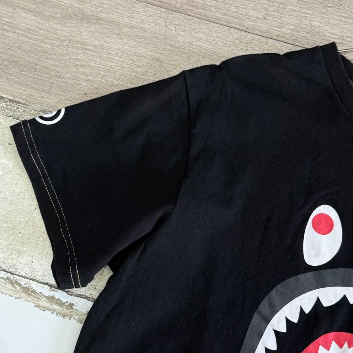 베이프 카모 샤크 반팔티 2XL 상품이미지5