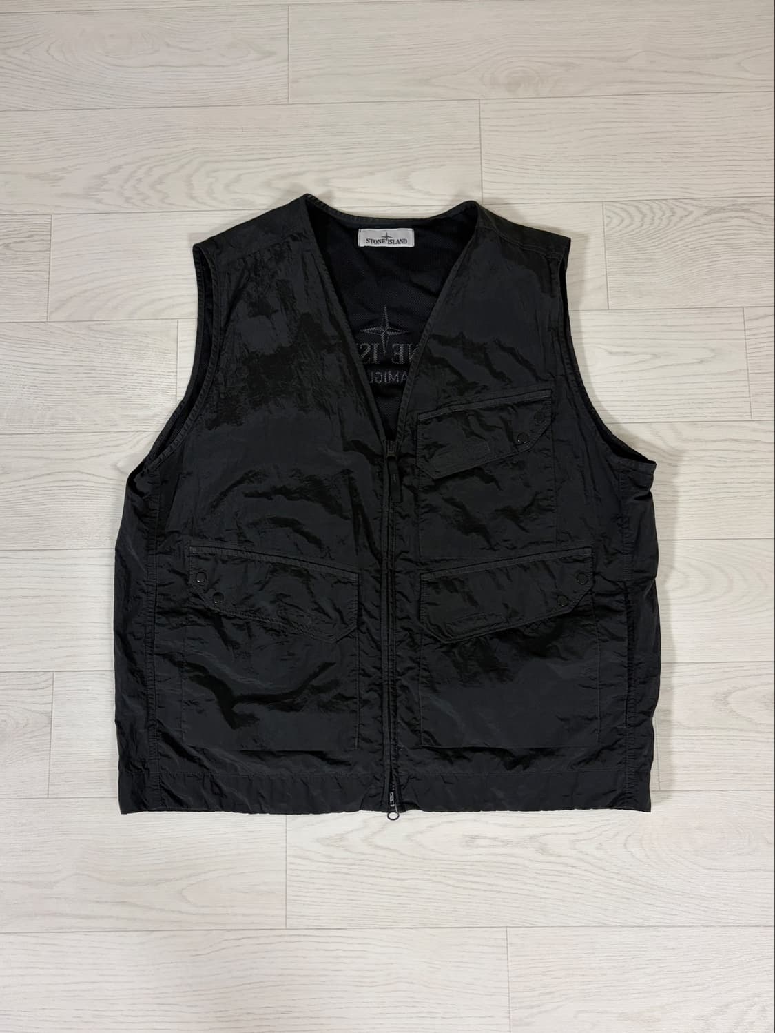 스톤아일랜드 FAMIGLIA VEST (M SIZE) 상품이미지3