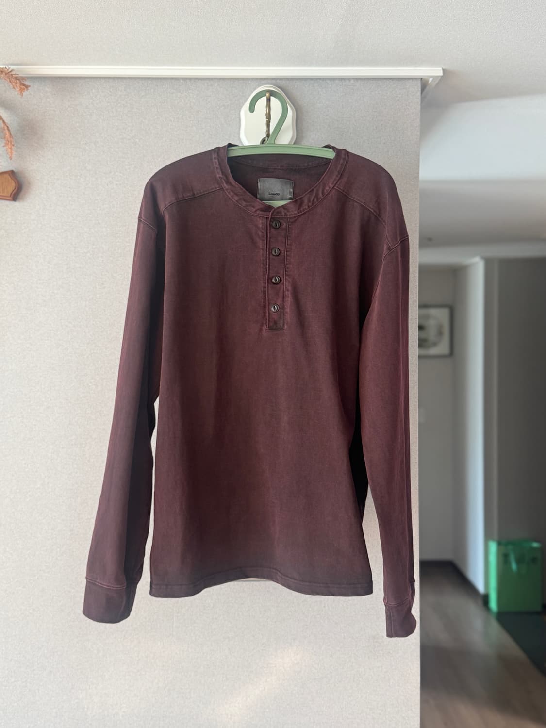 시도 헨리넥 버건디 3사이즈 새상품 판매  상품이미지1