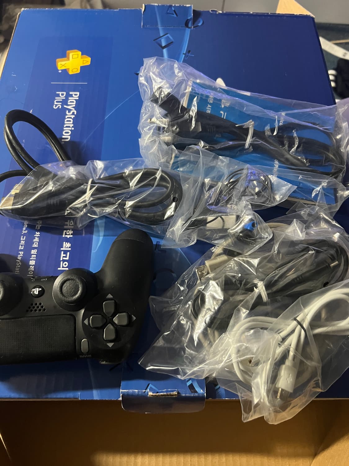 ps4 플레이스테이션 4 CUH-1205A 500GB 상품이미지3