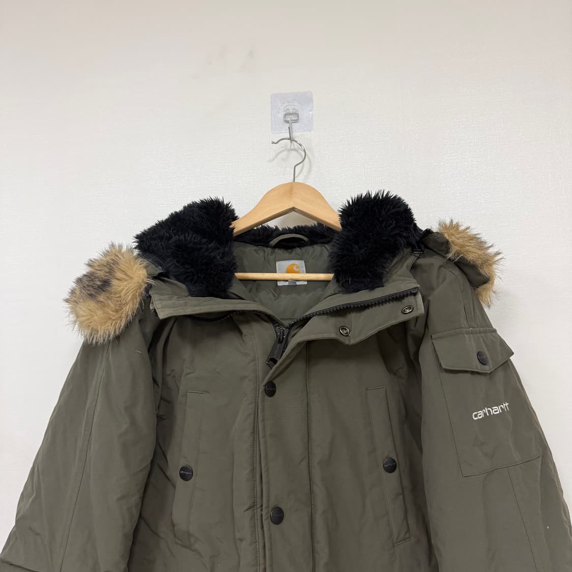 칼하트 카키 퍼 패딩자켓XS 상품이미지2